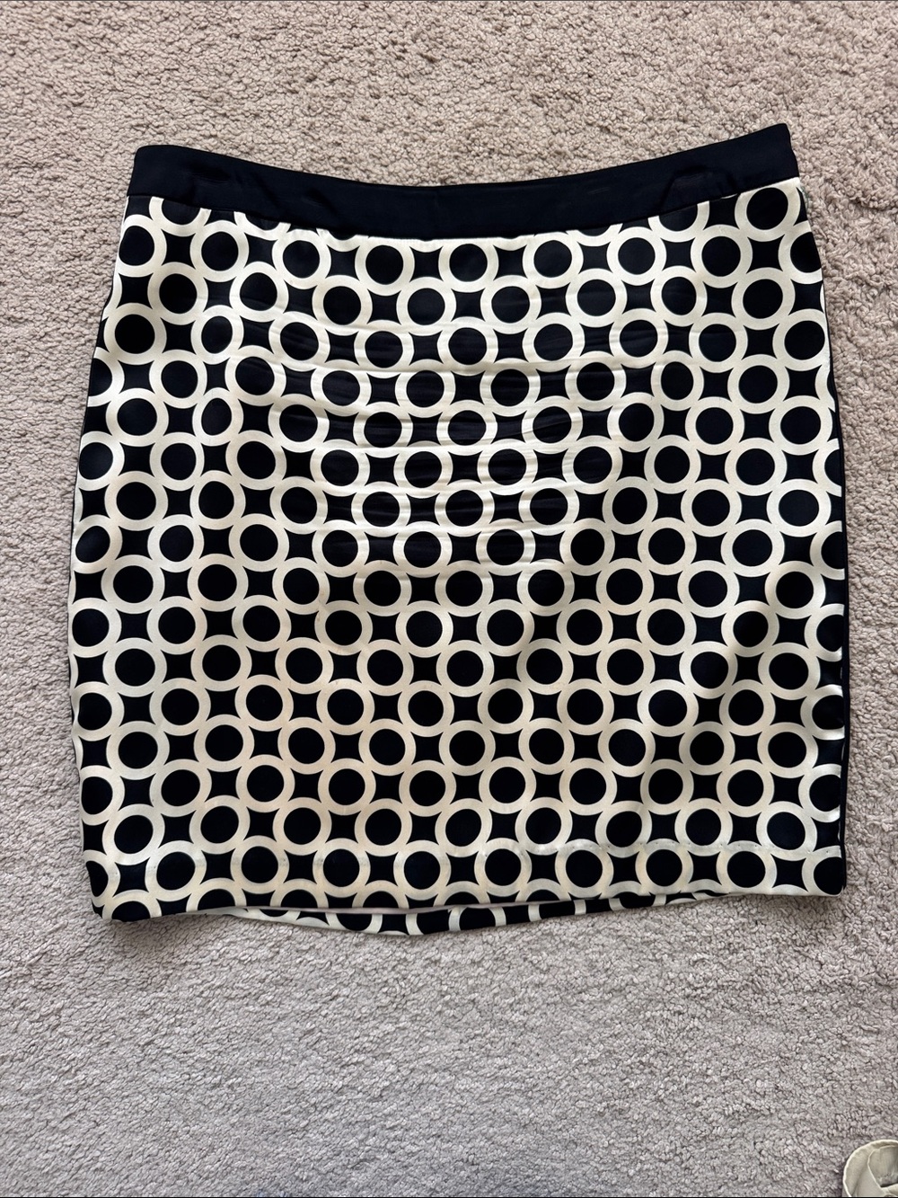 ECI Black and Cream Circle-Print Skirt 100% Silk